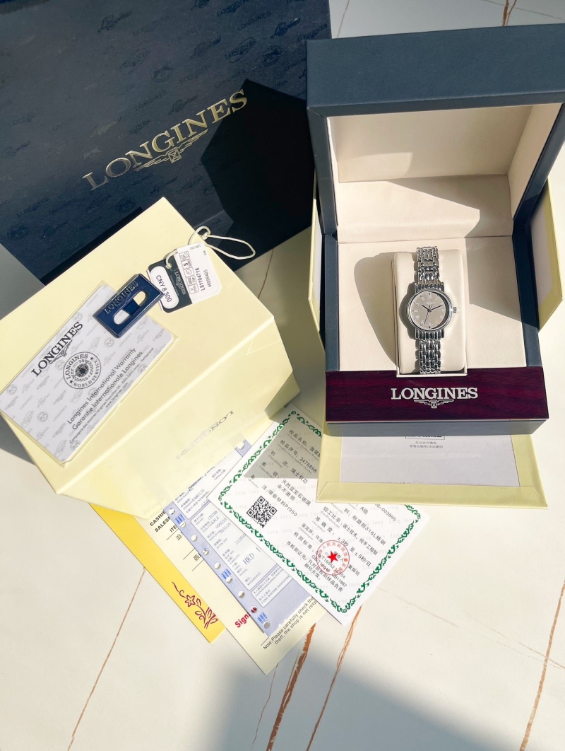 LONGINES